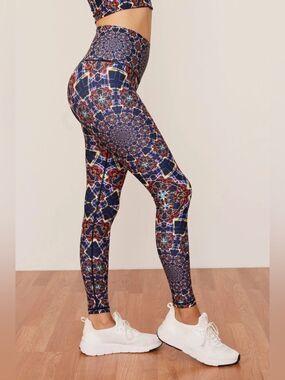 Wolven Moonlight Mandala High Rise Leggings NWT L